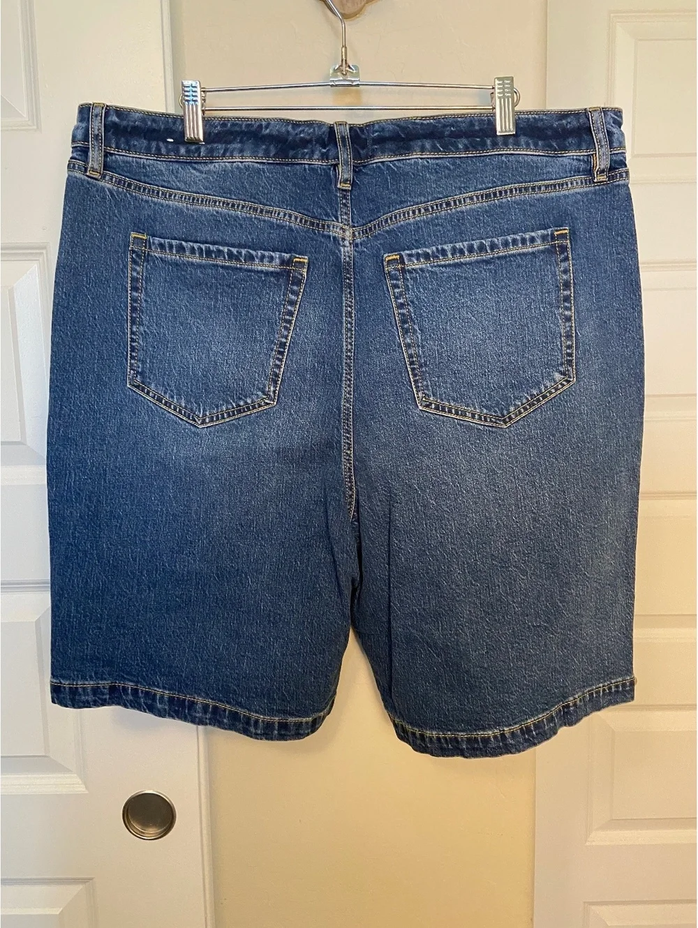 Lane Bryant Dark Blue Denim Relaxed Fit Jean Shorts